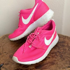 Nike Vibrant Pink Athletic Shoes